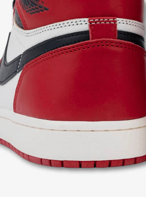 AIR JORDAN 1 HIGH CHICAGO LOST AND FOUND