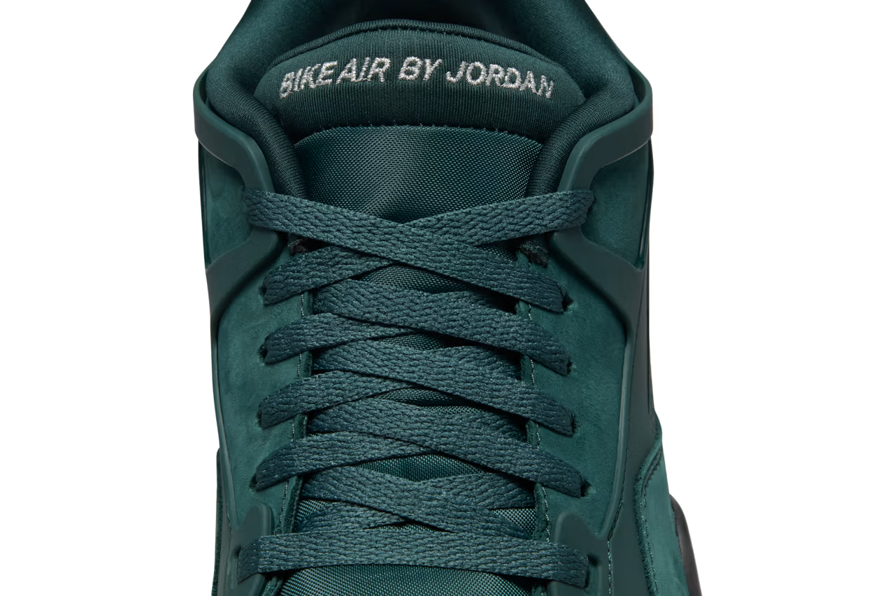 JORDAN 4 RM SP NIGEL SYLVESTER GRANDMA'S DRIVEWAY