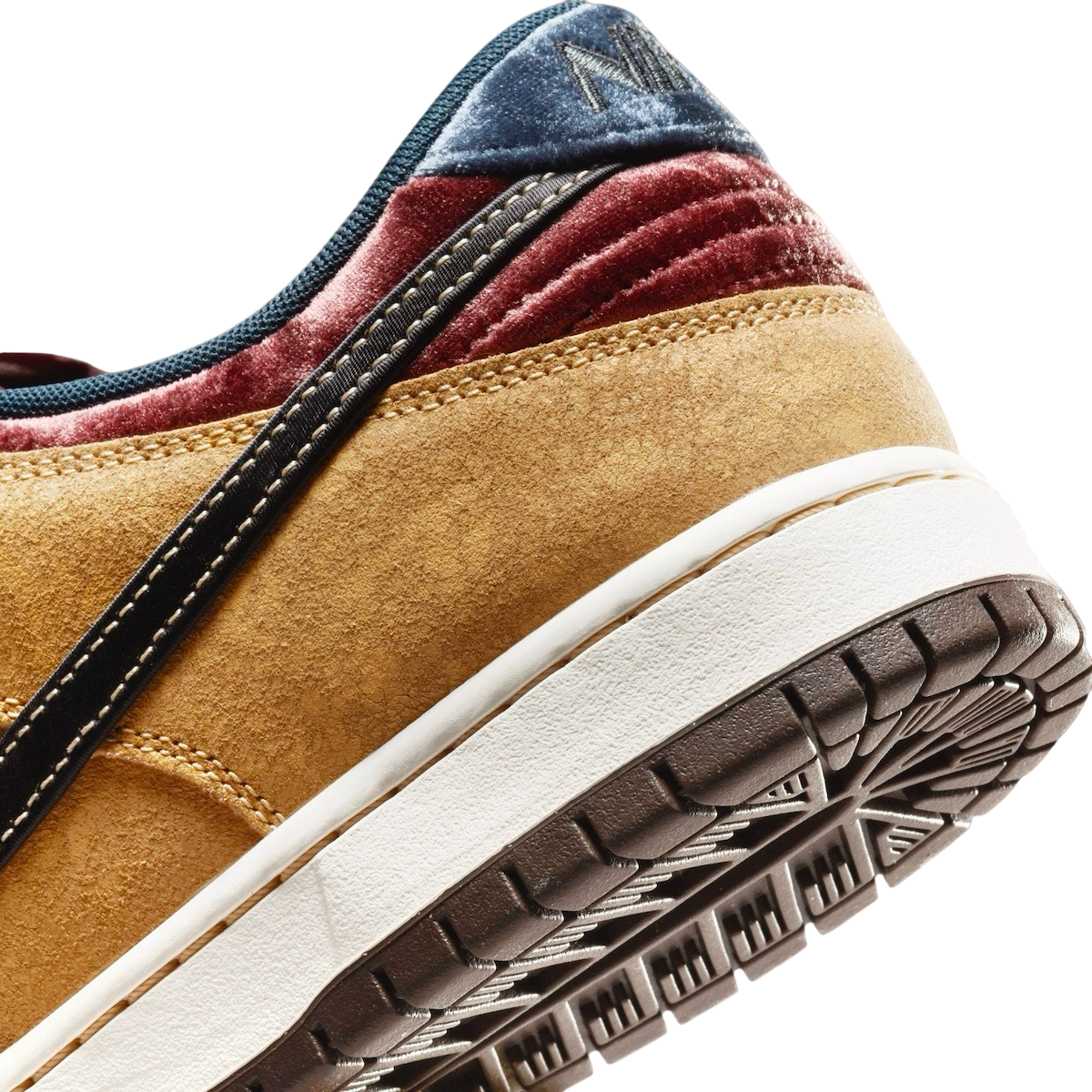 DUNK SB LOW CITY OF CINEMA