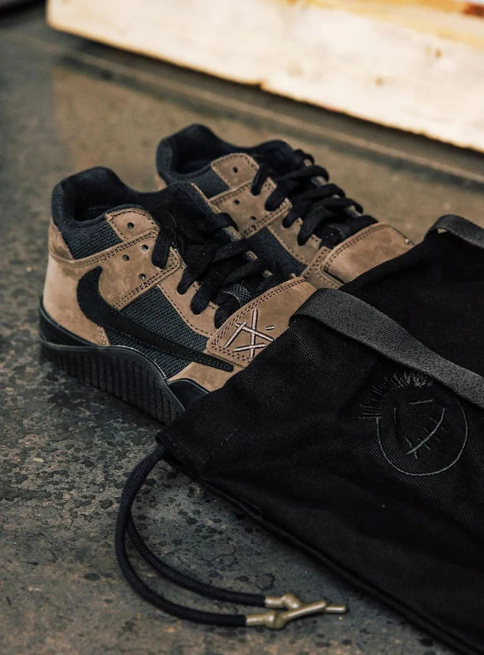 AIR JORDAN JUMPMAN JACK TR TRAVIS SCOTT DARK MOCHA