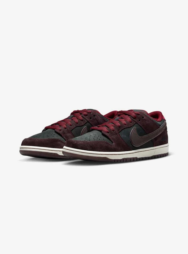 DUNK LOW PRO SB RIOT SKATESHOP