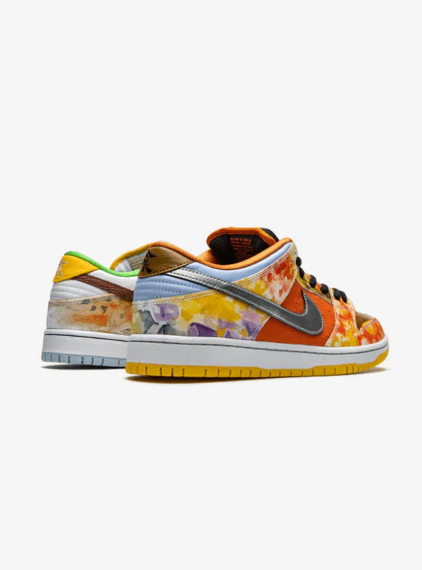 NIKE SB DUNK LOW STREET HAWKER (2021)