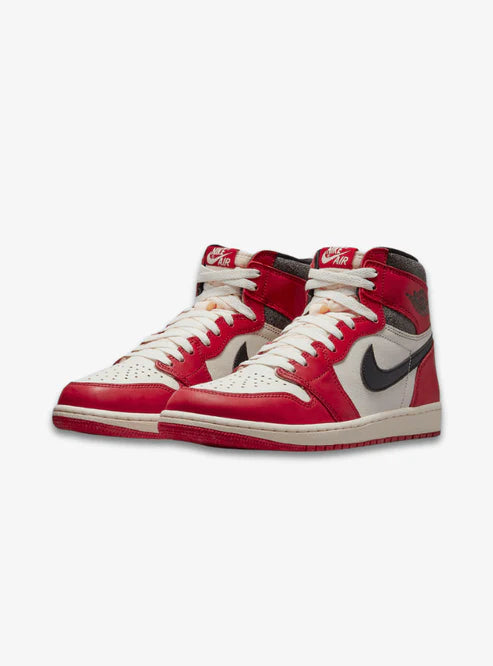 AIR JORDAN 1  HIGH CHICAGO LOST AND FOUND