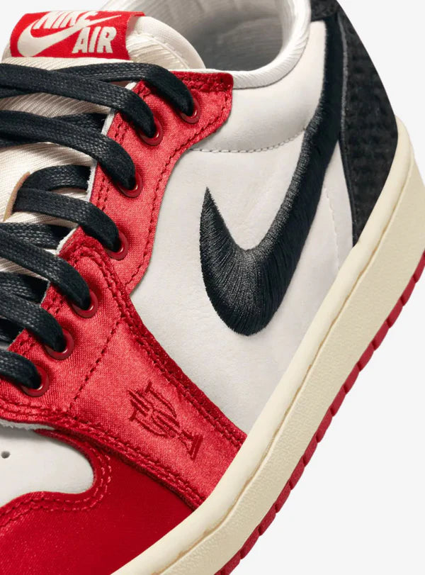 AIR JORDAN 1 RETRO LOW OG TROPHY ROOM AWAY