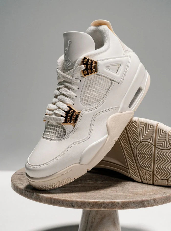 AIR JORDAN 4 RETRO METALLIC GOLD