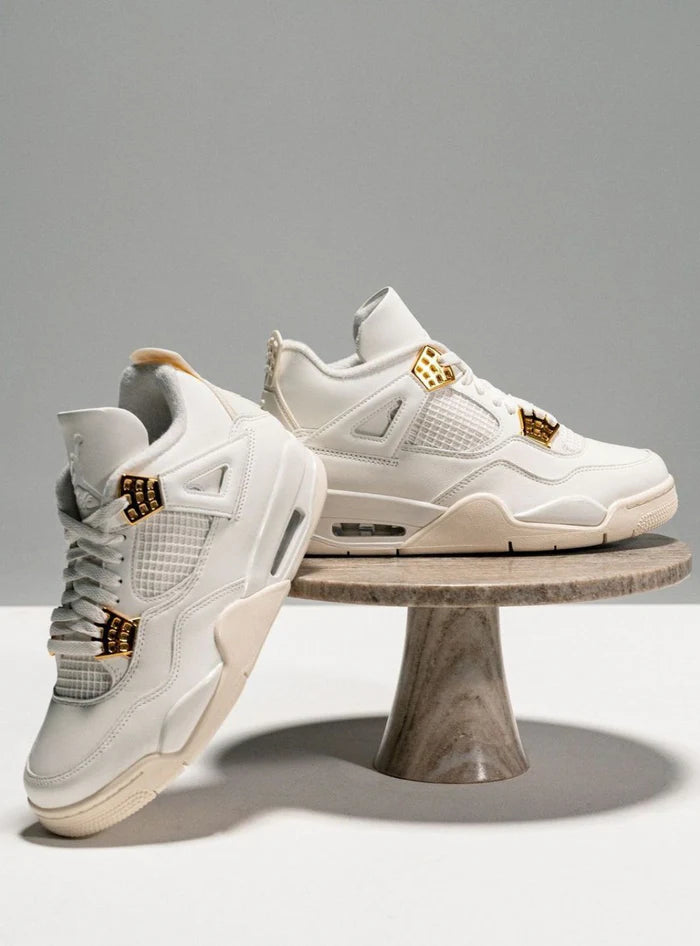 AIR JORDAN 4 RETRO METALLIC GOLD