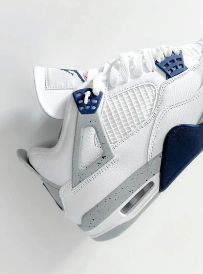 Air Jordan 4 Midnight Navy