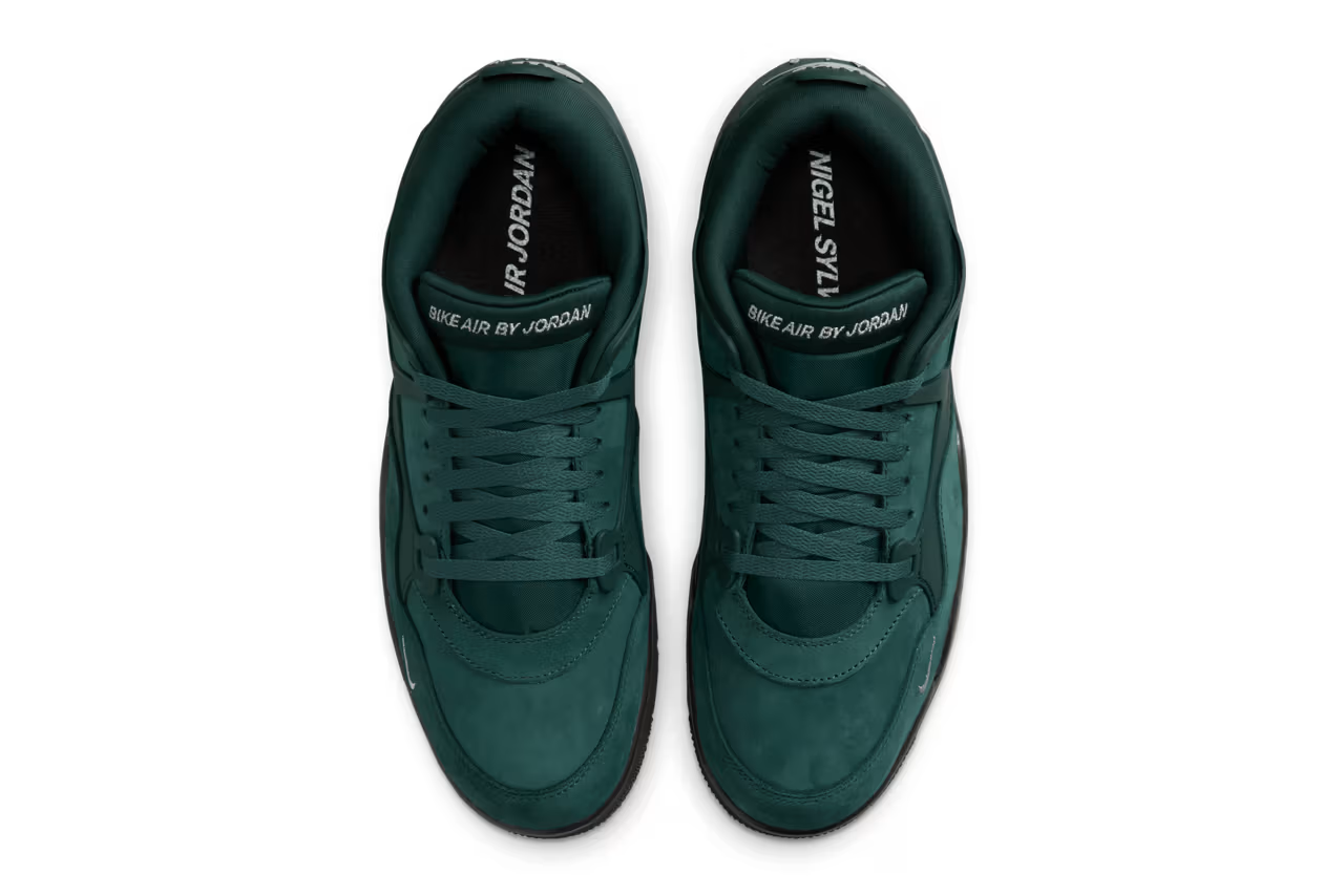 JORDAN 4 RM SP NIGEL SYLVESTER  GRANDMA'S DRIVEWAY
