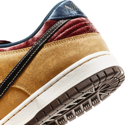 DUNK SB LOW CITY OF CINEMA