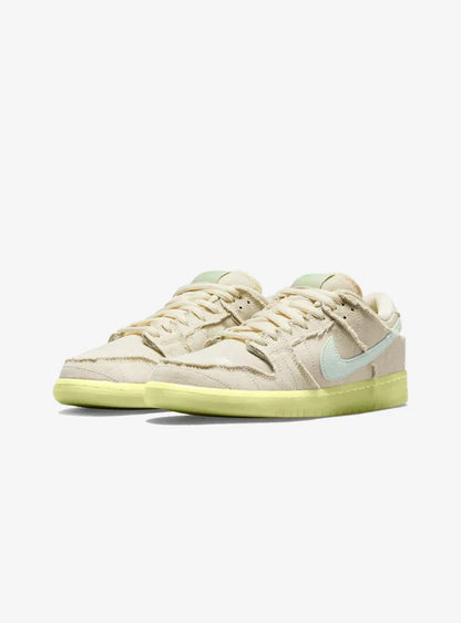 NIKE SB DUNK LOW MUMMY