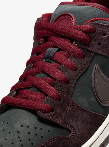 DUNK LOW PRO SB RIOT SKATESHOP