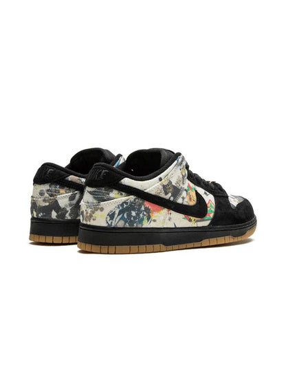 NIKE SB DUNK LOW SUPREME RAMMELLZEE