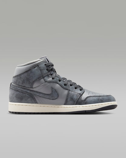 Air Jordan 1 Mid SE Smoke Grey